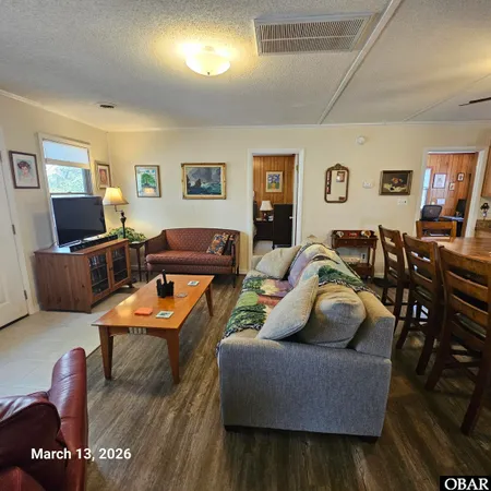 $800,000 | 105 Plover Drive, Duck, NC 27949