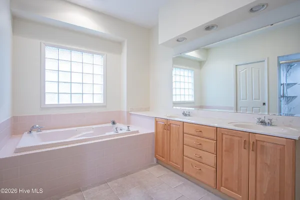 $599,000 | 2 Interlachon Drive, Pinehurst, NC 28374