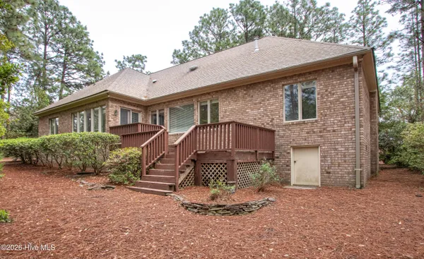 $599,000 | 2 Interlachon Drive, Pinehurst, NC 28374