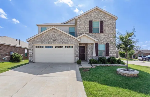 $329,900 | 16012 Crews Avenue, Haslet, TX 76052