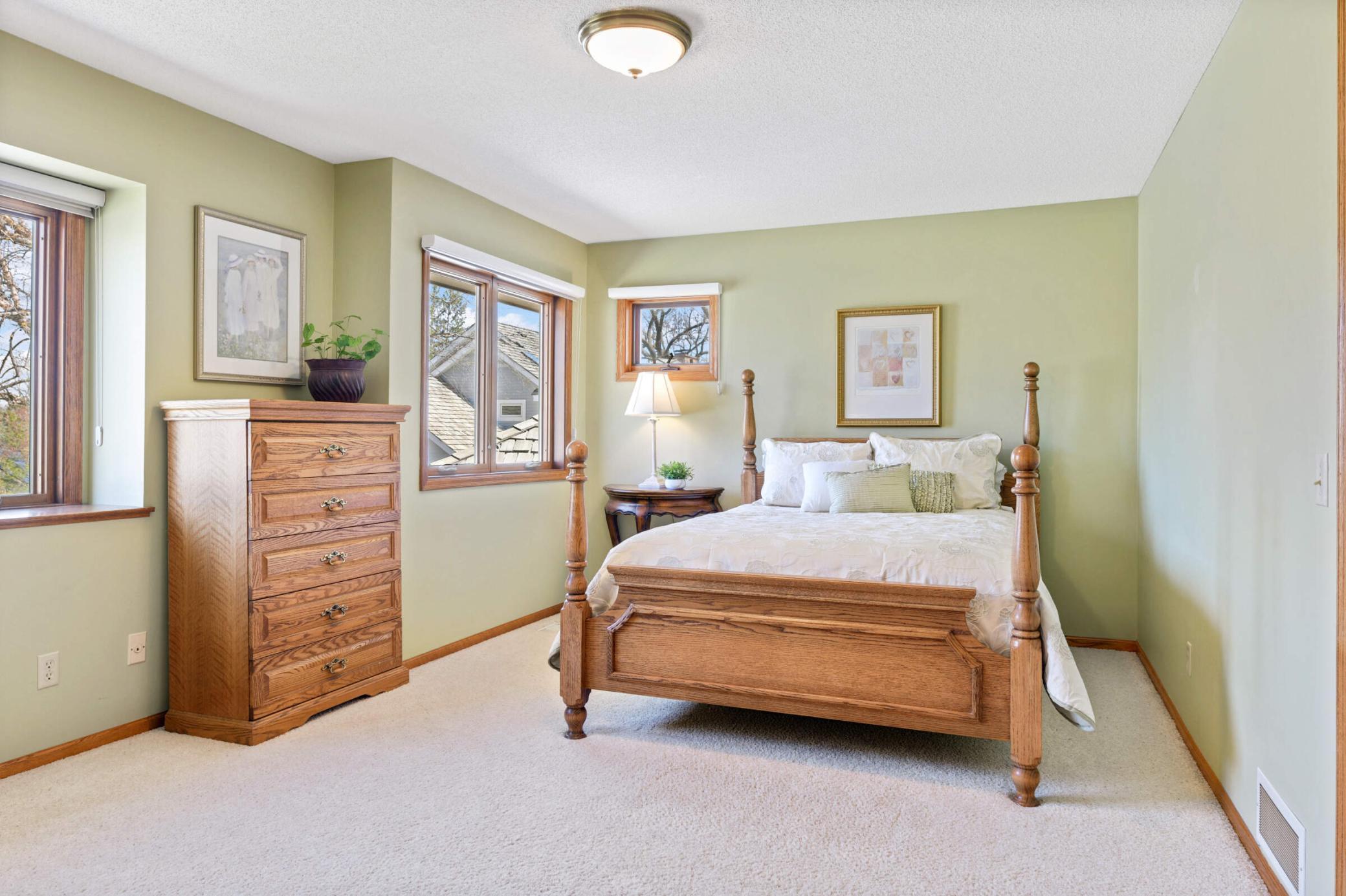 11797 Mt Curve Road Eden Prairie, MN 55347 - Photo 20 of 40
