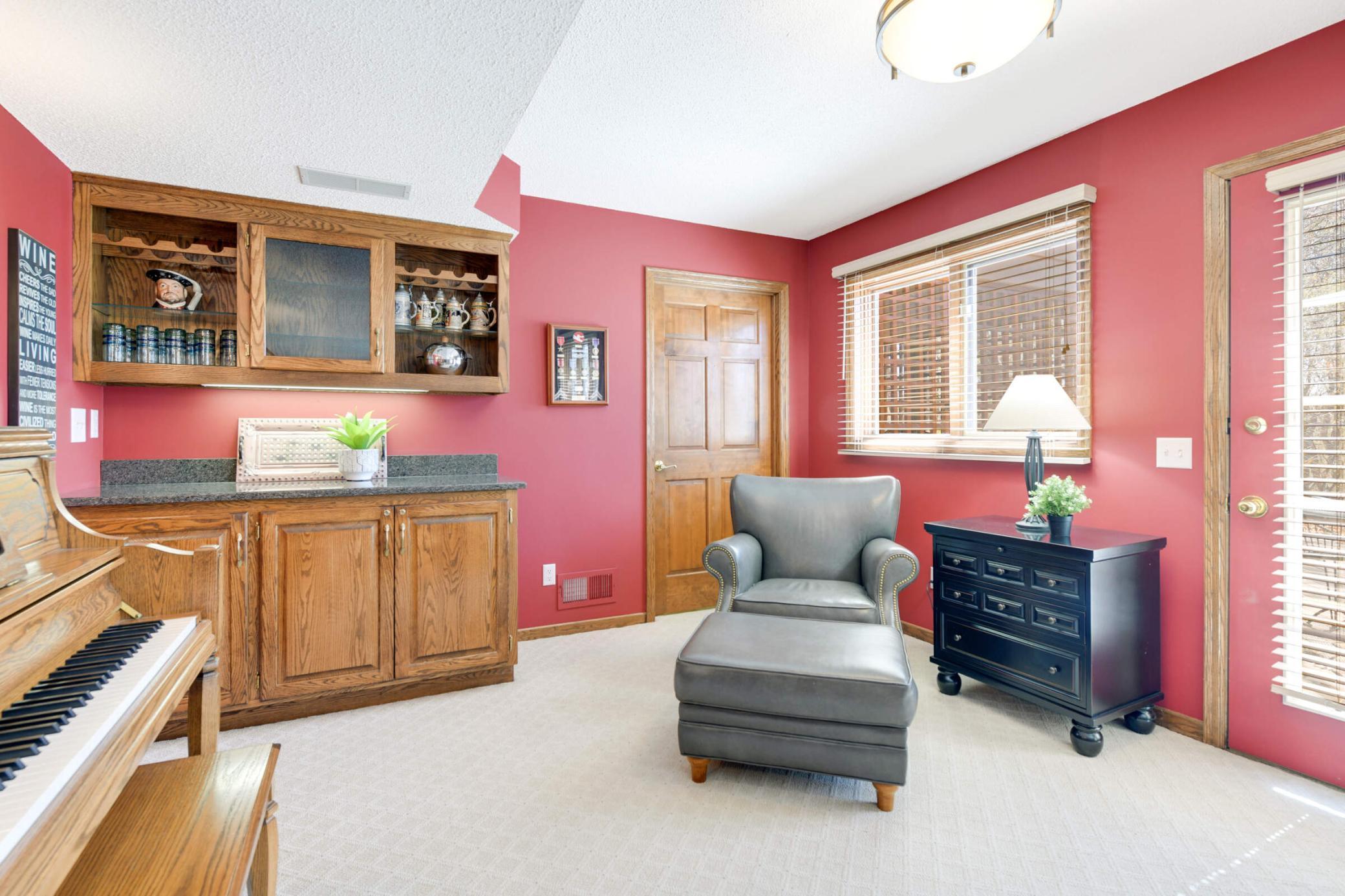 11797 Mt Curve Road Eden Prairie, MN 55347 - Photo 24 of 40