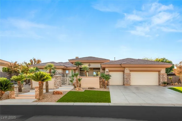 $2,400,000 | 15 Knob Oak Drive, Henderson, NV 89052