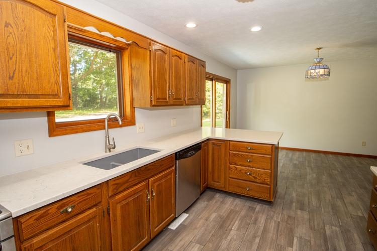 26129 Edison Road South Bend, IN 46628 - Photo 12 of 36