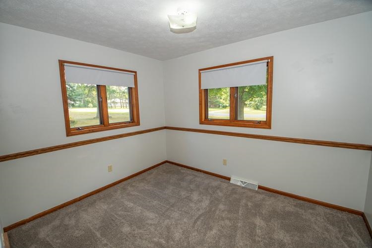 26129 Edison Road South Bend, IN 46628 - Photo 19 of 36