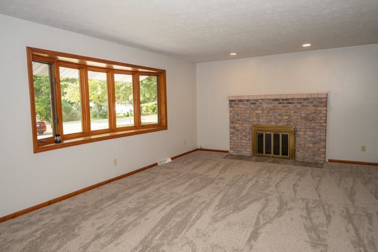 26129 Edison Road South Bend, IN 46628 - Photo 6 of 36