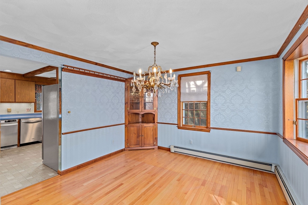 22 Long Boat Road Bourne, MA 02532 - Photo 11 of 36