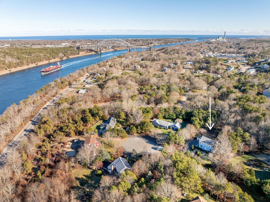 22 Long Boat Road Bourne, MA 02532 - Photo 3 of 36