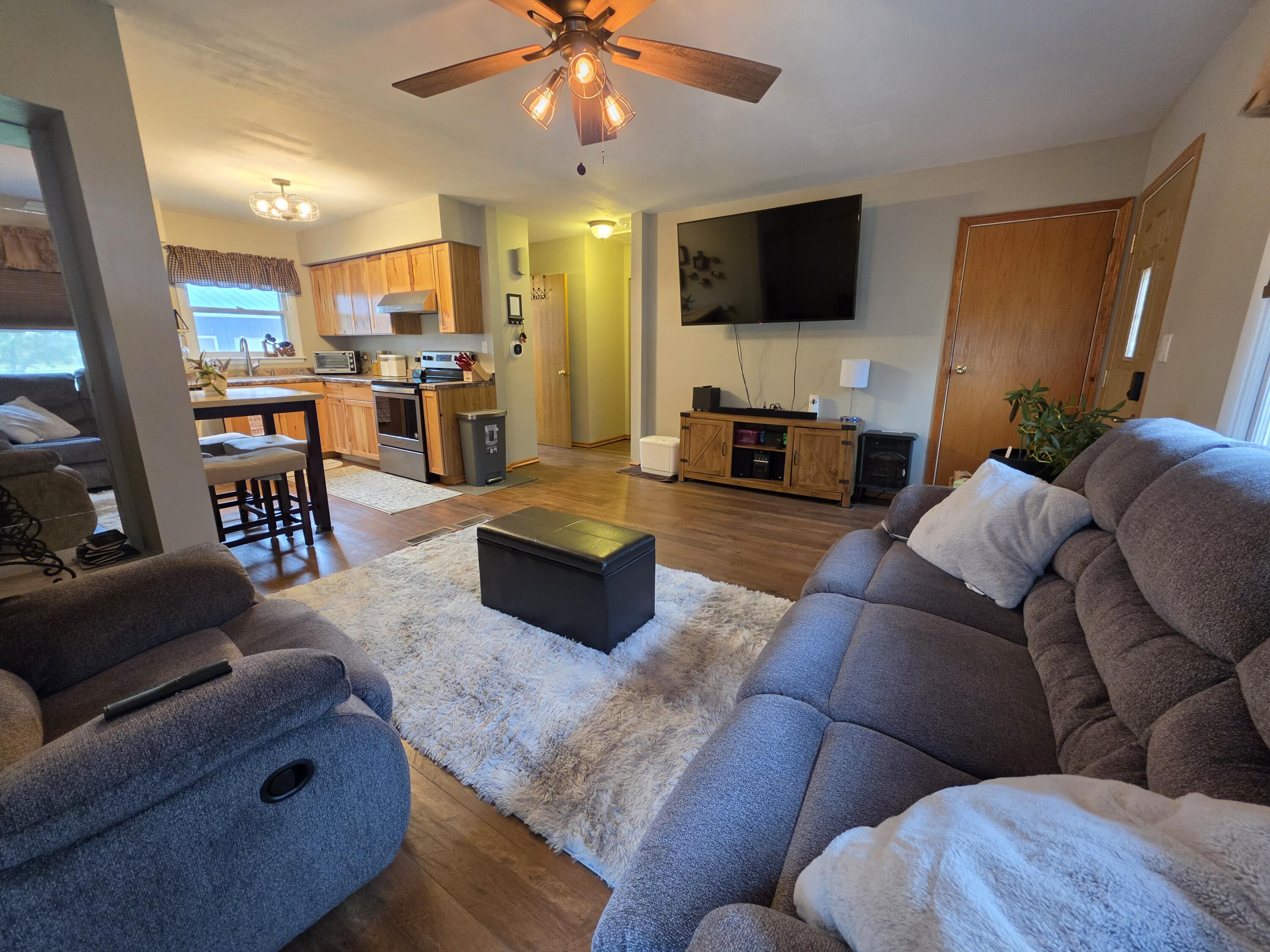 310 Austin Street Sparta, WI 54656 - Photo 4 of 31 Living room