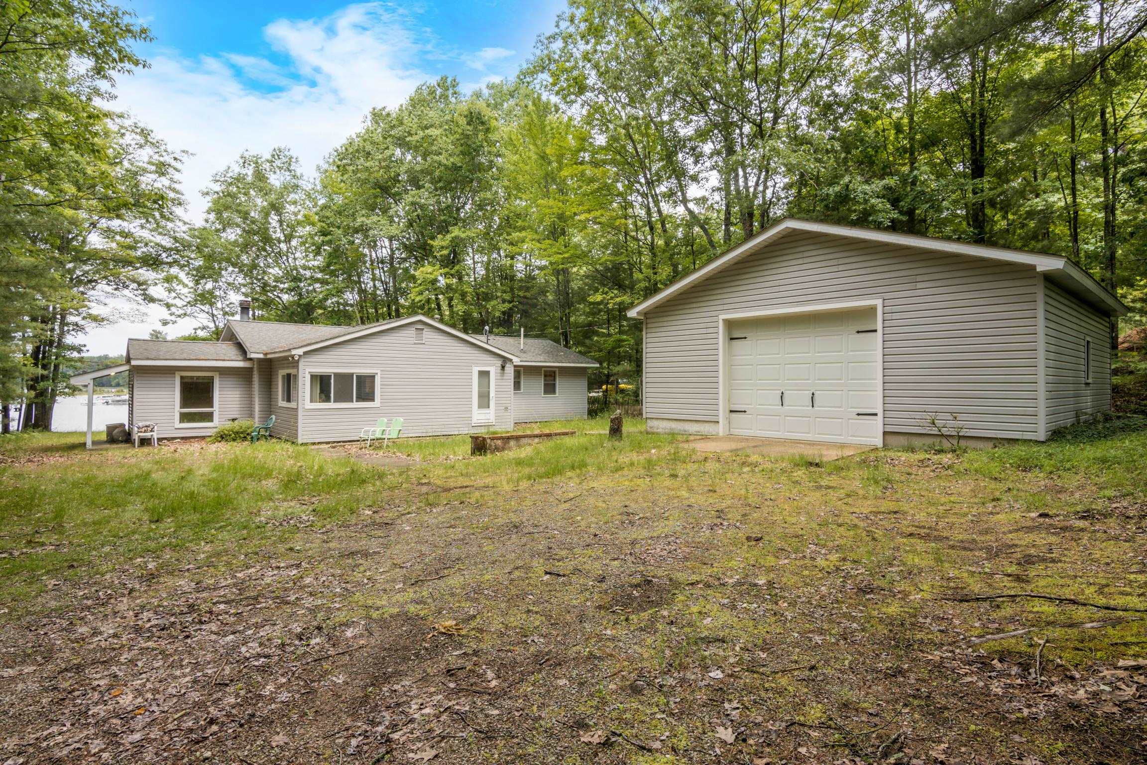 5780 Rennie View Traverse City, MI 49696 - Photo 34 of 35