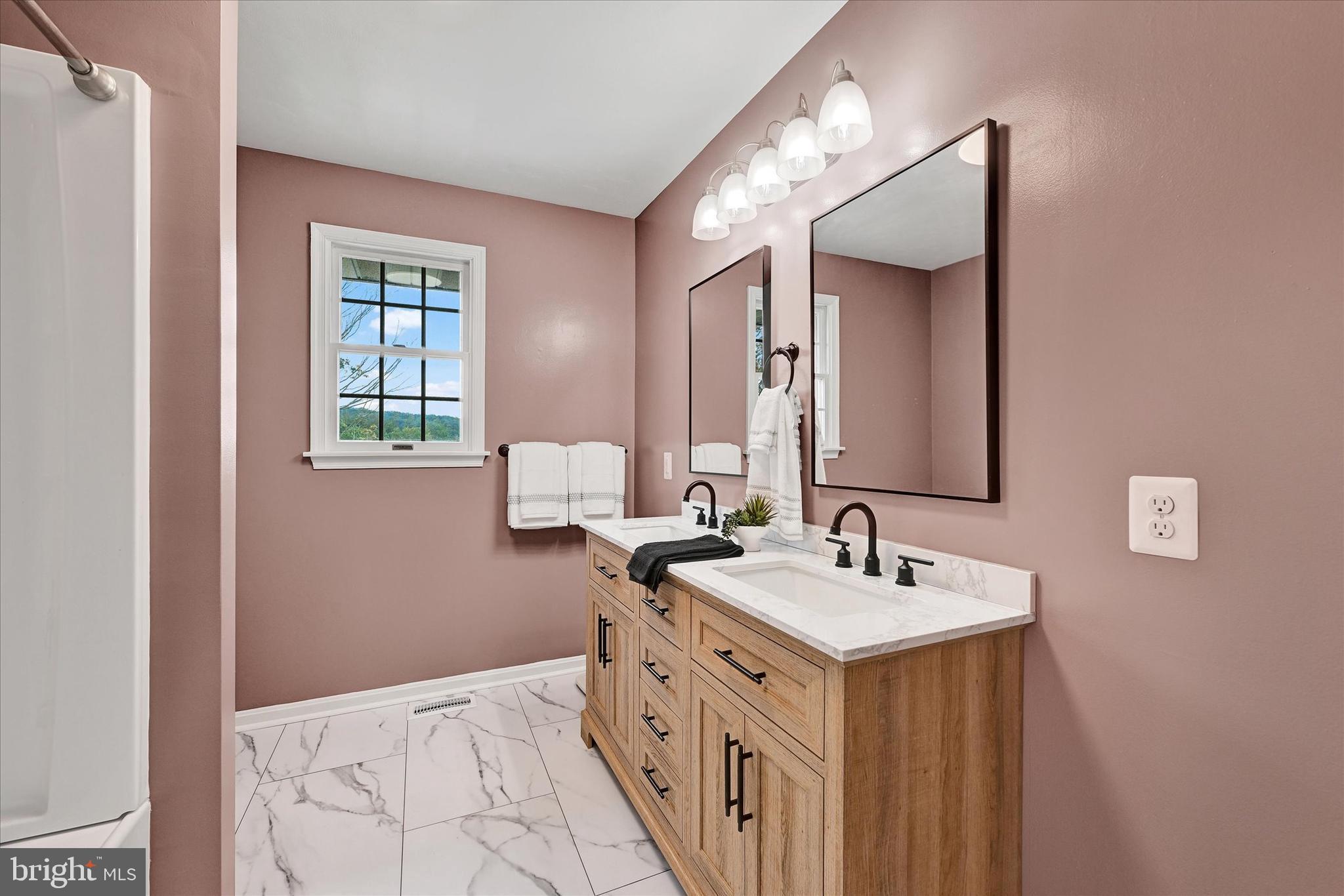 1485 Bachmans Valley Road Westminster, MD 21158 - Photo 27 of 60 Dual Sinks