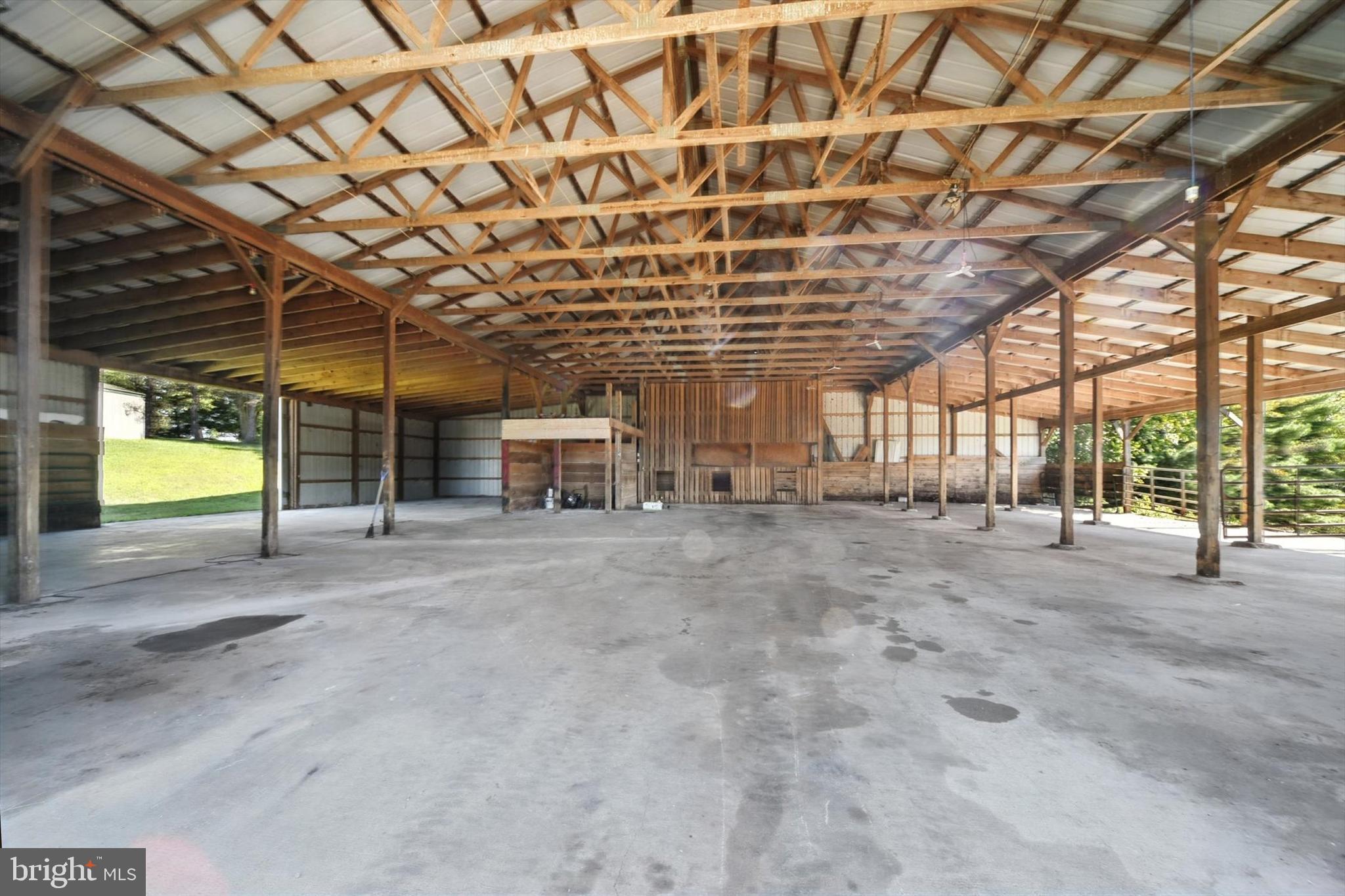 1485 Bachmans Valley Road Westminster, MD 21158 - Photo 36 of 60 15'7 at center eve