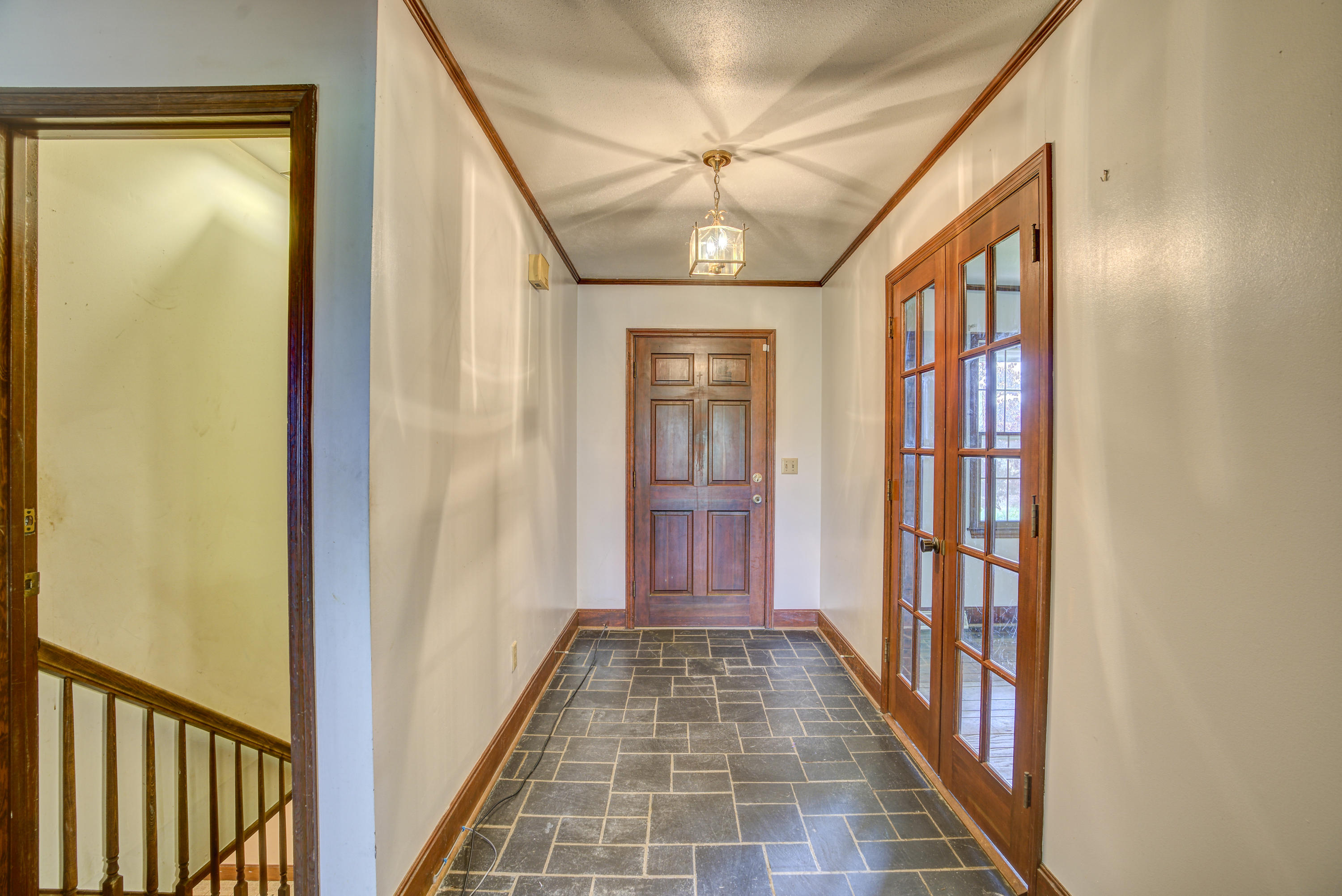 7675 Warrensburg Road Mosheim, TN 37818 - Photo 18 of 64 WarrensINT- (15 of 37)