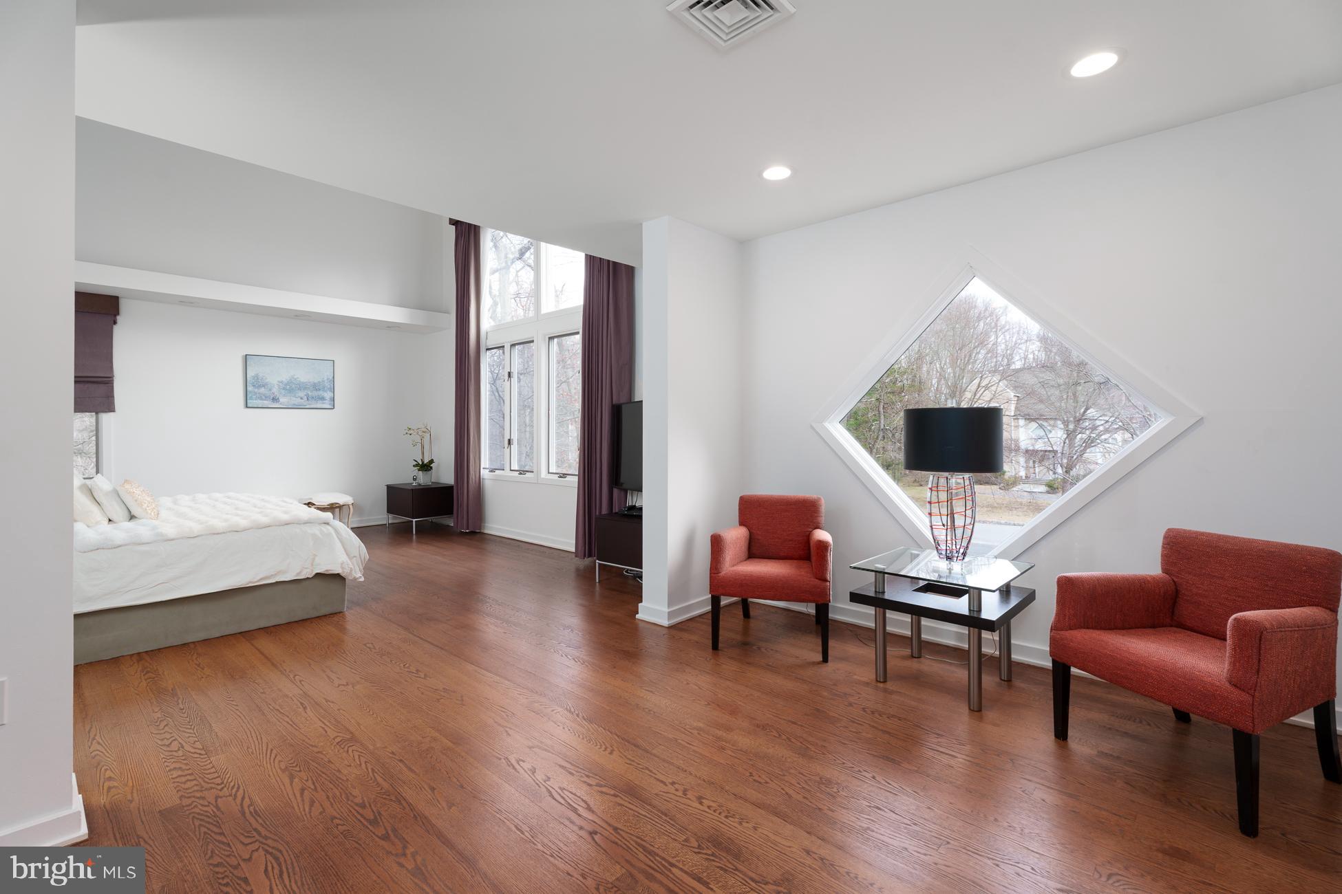 6 Andrews Lane Princeton, NJ 08540 - Photo 14 of 27 a living room with furniture and a flat screen tv