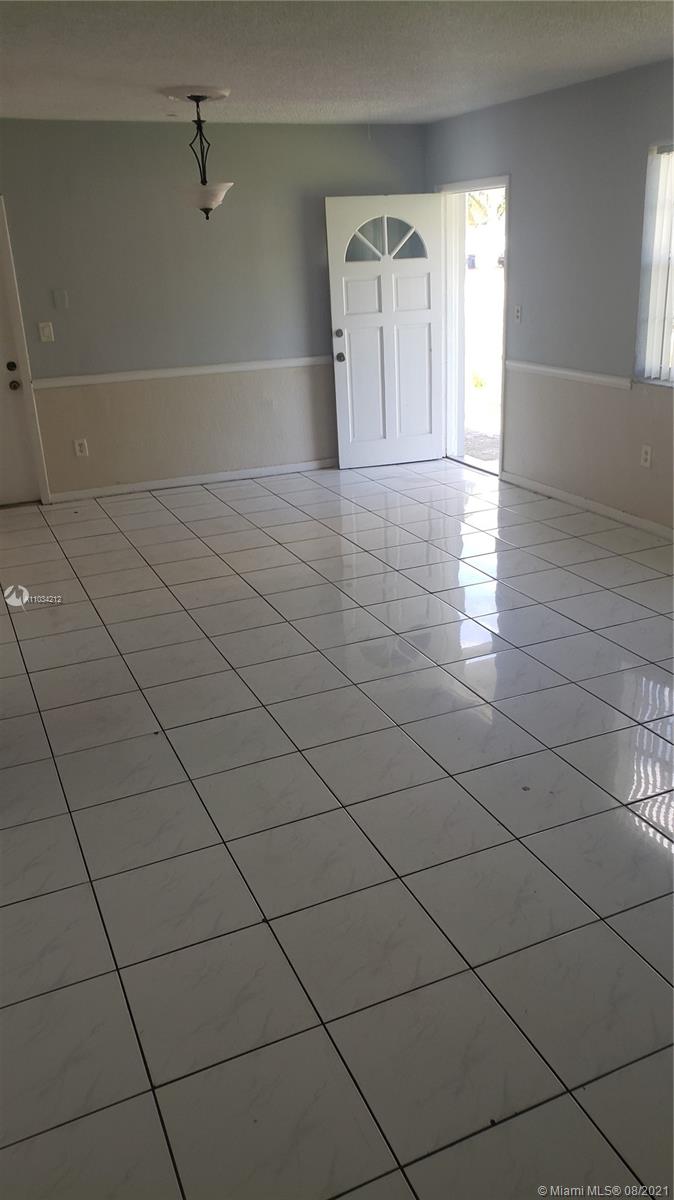 19320 Franjo Road Cutler Bay, FL 33157 - Photo 6 of 23
