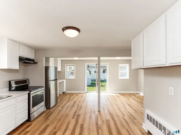 $2,700 | 97 Brussels Avenue, Wethersfield, CT 06109