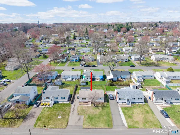 $2,700 | 97 Brussels Avenue, Wethersfield, CT 06109