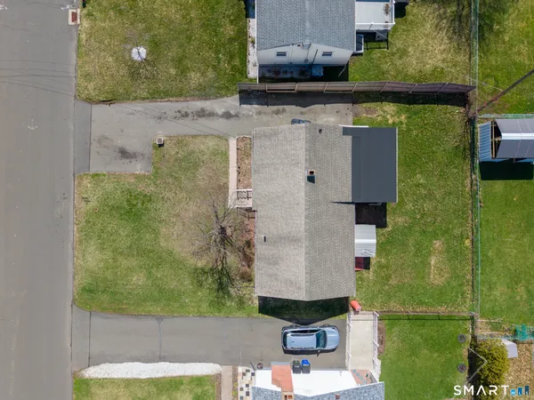 $2,700 | 97 Brussels Avenue, Wethersfield, CT 06109