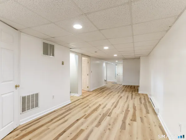 $2,700 | 97 Brussels Avenue, Wethersfield, CT 06109