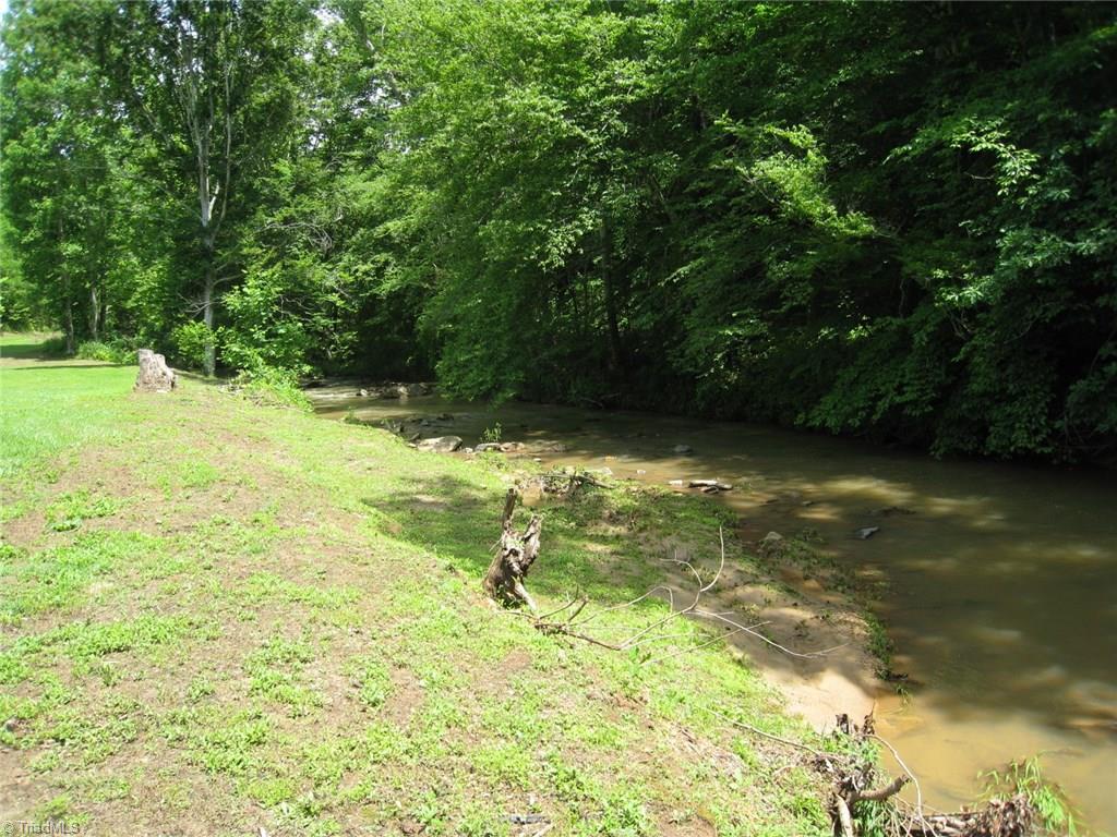 1335 Puckett Road Westfield, NC 27053 - Photo 13 of 27 Gallery Image 13