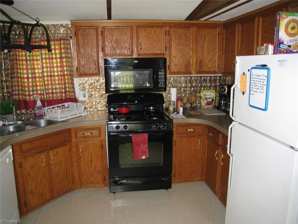 1335 Puckett Road Westfield, NC 27053 - Photo 14 of 27 Gallery Image 14
