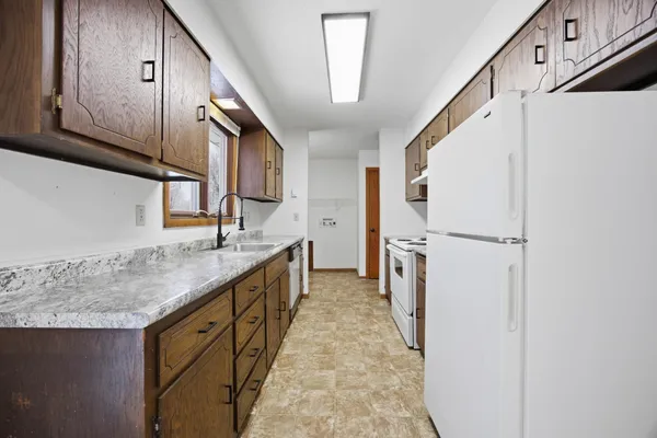 $280,000 | 3223-3225 2nd Street North, Fargo, ND 58102