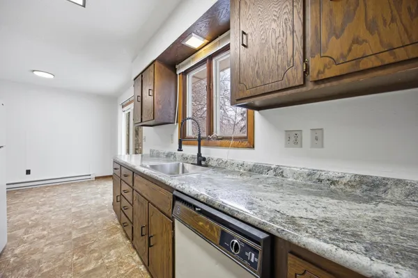 $280,000 | 3223-3225 2nd Street North, Fargo, ND 58102