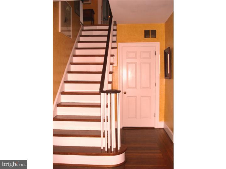 1607 Alsace Road Reading, PA 19604 - Photo 3 of 16 Gallery Image 3