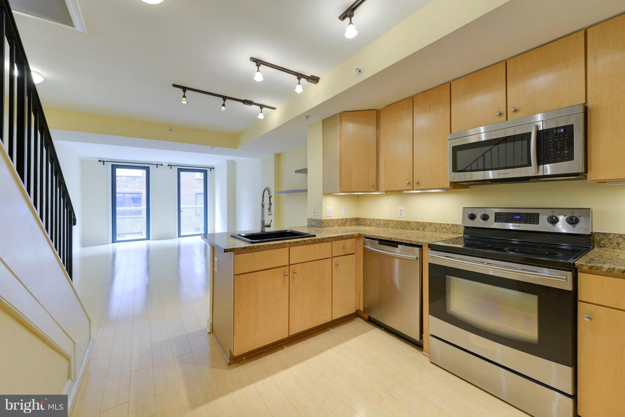 616 E Street Northwest, Unit 647 Washington, DC 20004 - Photo 2 of 30 Kitchen