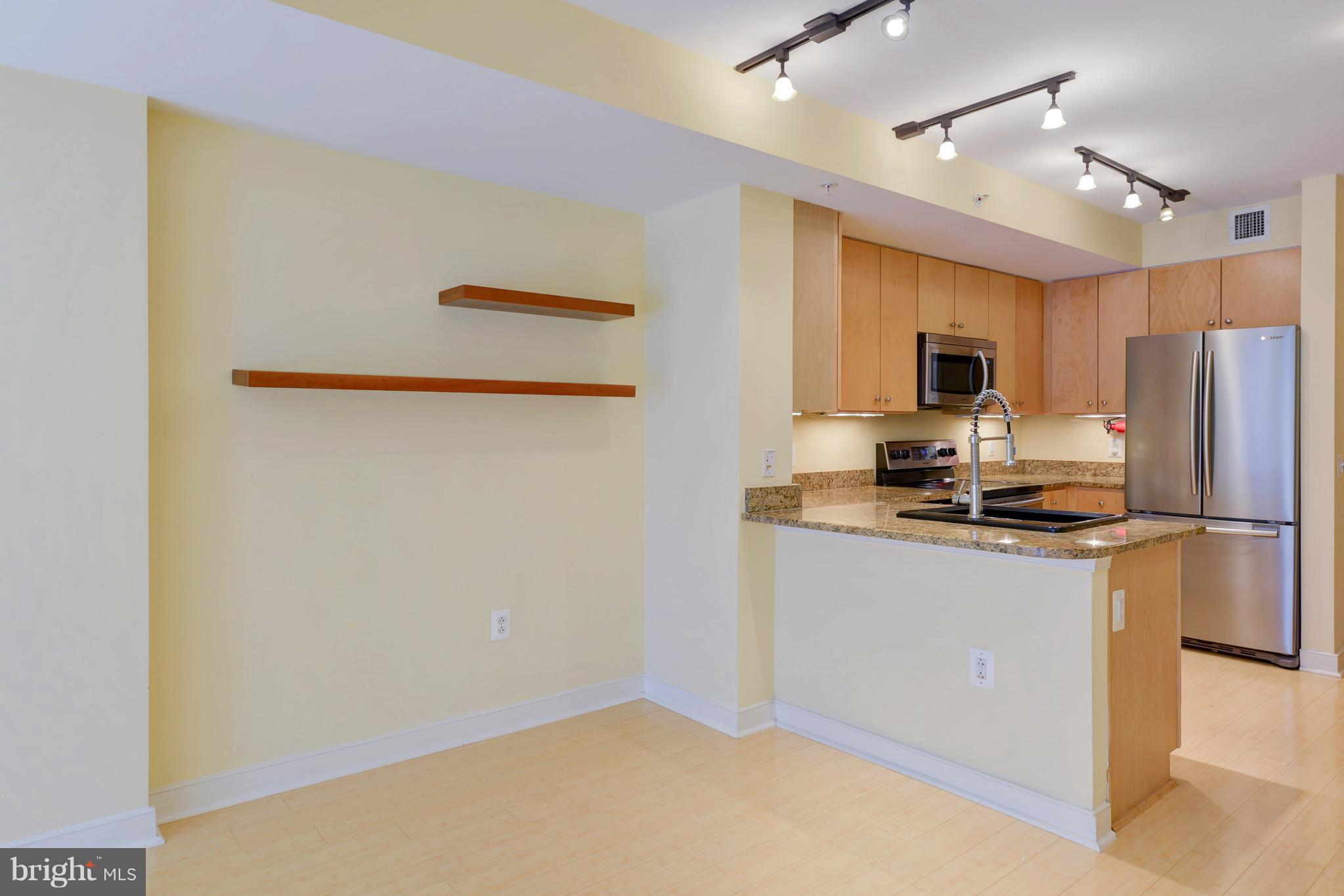 616 E Street Northwest, Unit 647 Washington, DC 20004 - Photo 8 of 30 Dining Room