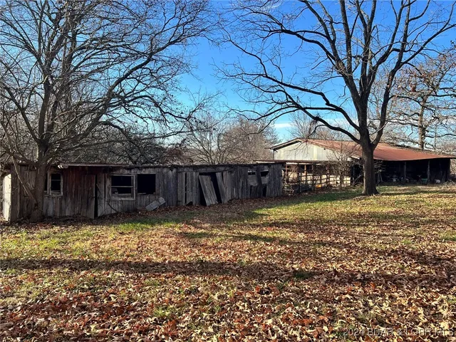 $799,900 | 151 State Ff Road, Edwards, MO 65326