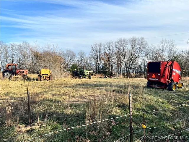 $799,900 | 151 State Ff Road, Edwards, MO 65326