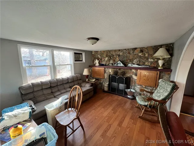 $799,900 | 151 State Ff Road, Edwards, MO 65326