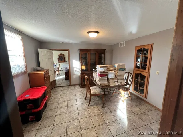 $799,900 | 151 State Ff Road, Edwards, MO 65326