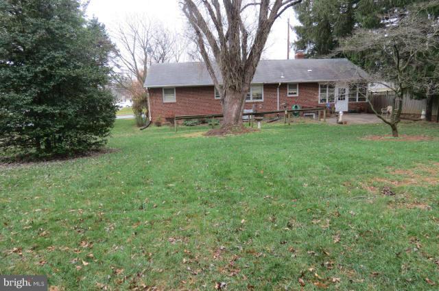 19401 Frederick Road Germantown, MD 20876 - Photo 4 of 23 Exterior (Rear)
