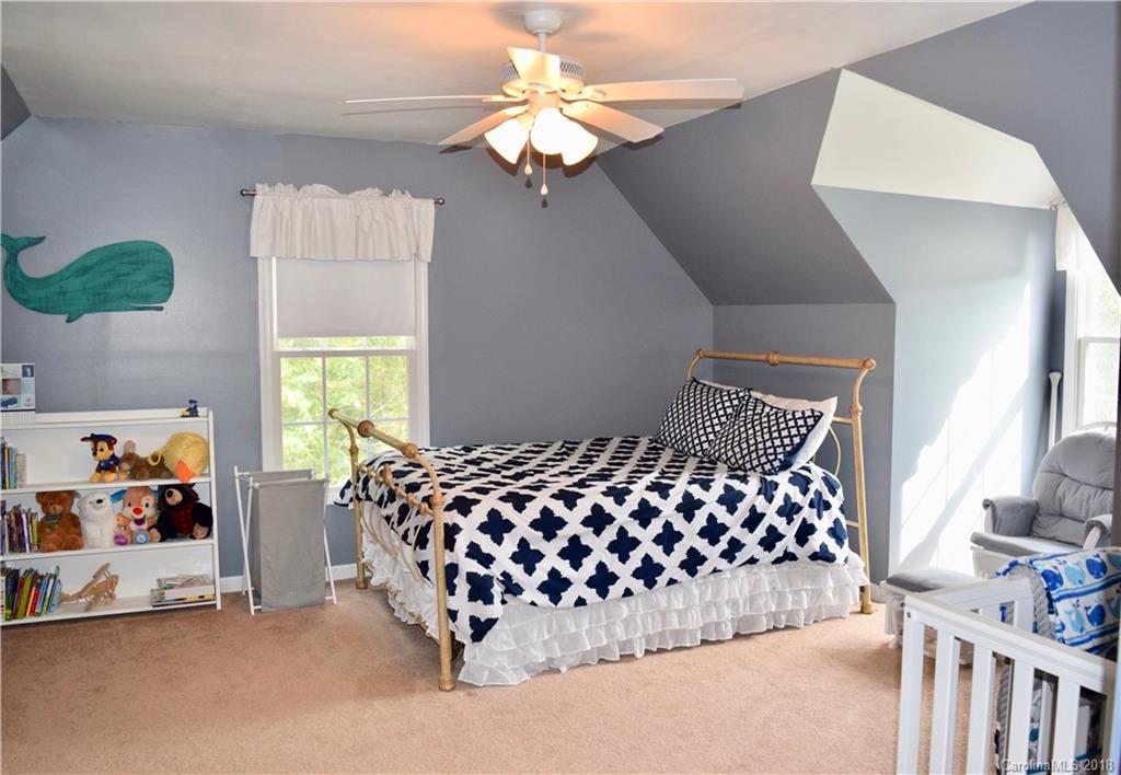 81 Emma Drive Waynesville, NC 28786 - Photo 4 of 18
