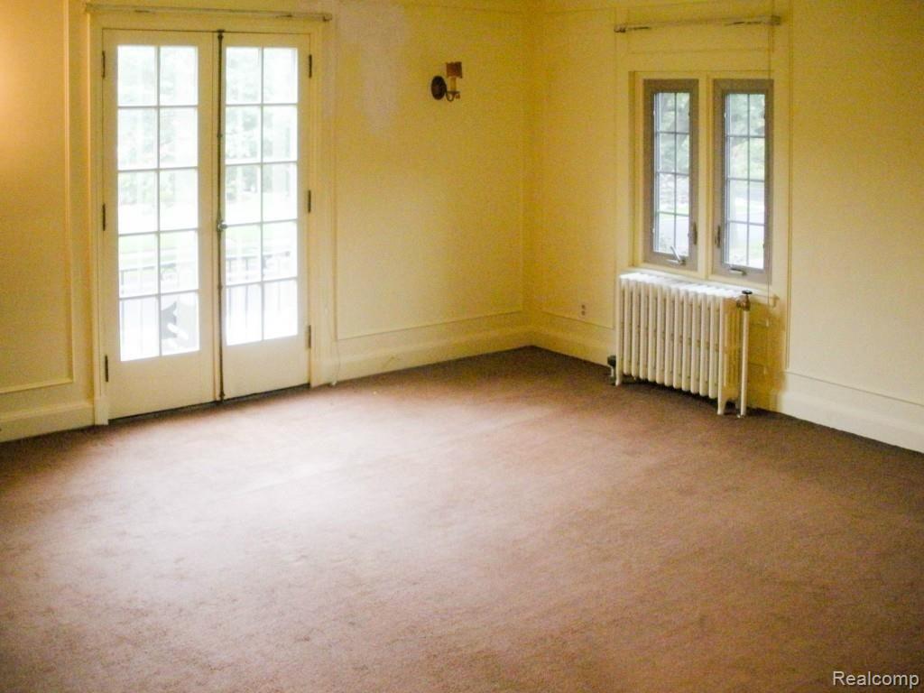 705 Westchester Road Grosse Pointe, MI 48230 - Photo 16 of 31 DSCN9125.jpg