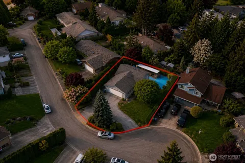 $880,000 | 21011 36th Place West, Lynnwood, WA 98036