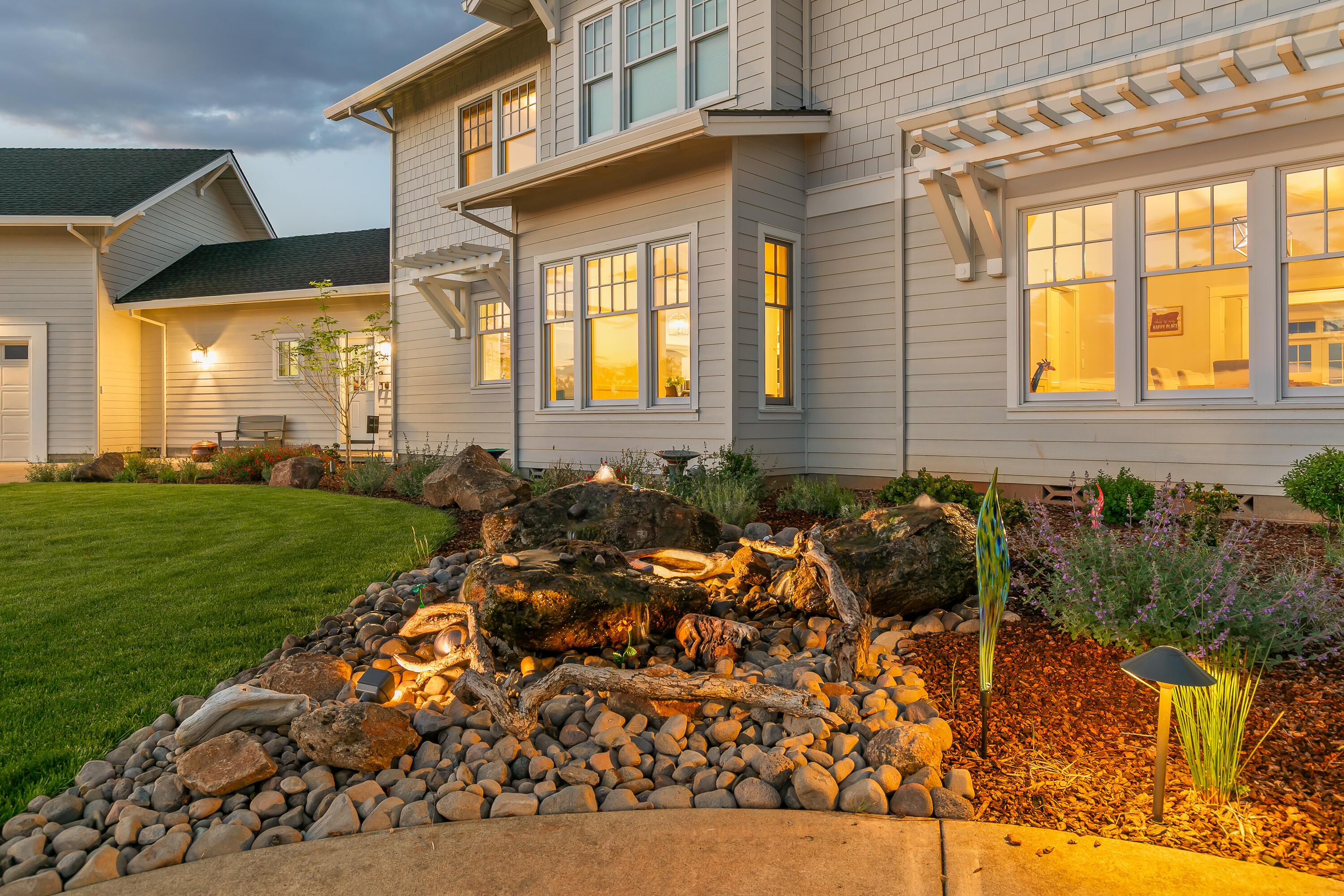 6081 Hillcrest Road Medford, OR 97504 - Photo 75 of 83 77