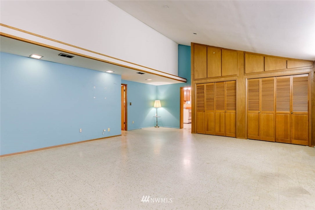 3618 Northeast 6th Place Renton, WA 98056 - Photo 16 of 25 Gallery Image 16
