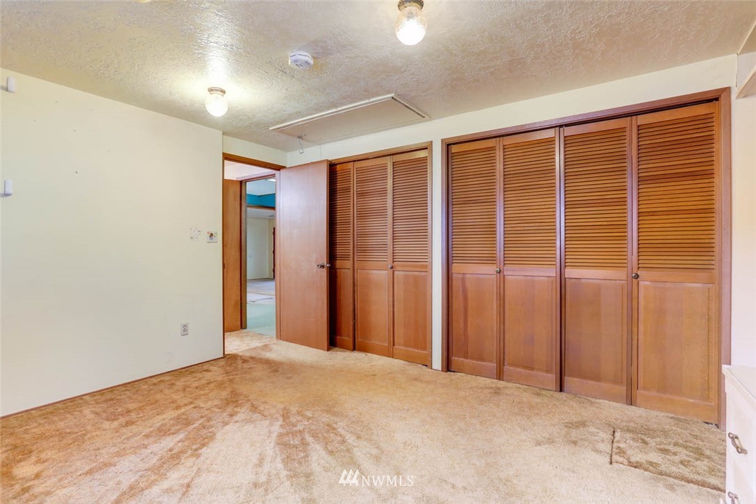 3618 Northeast 6th Place Renton, WA 98056 - Photo 18 of 25 Gallery Image 18