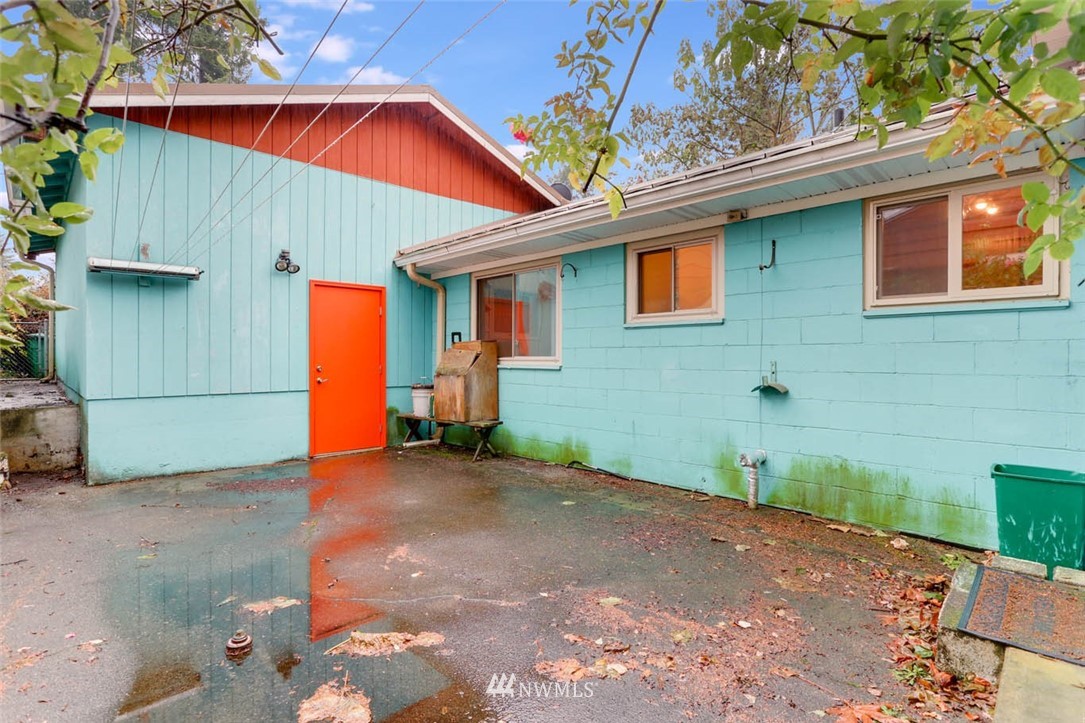 3618 Northeast 6th Place Renton, WA 98056 - Photo 24 of 25 Gallery Image 24
