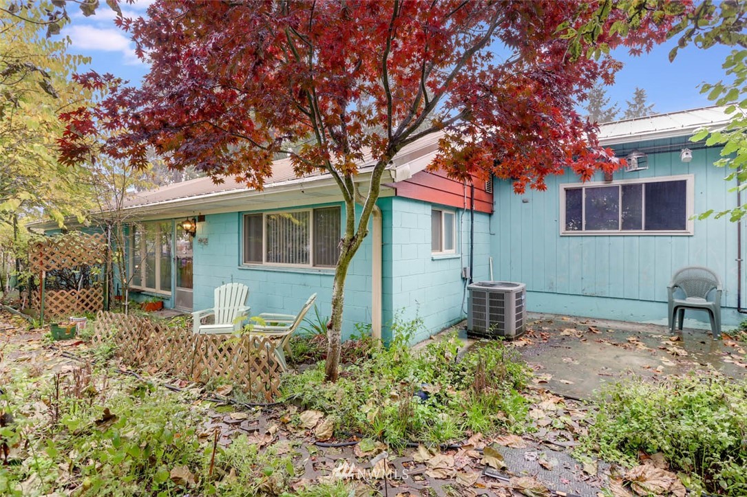 3618 Northeast 6th Place Renton, WA 98056 - Photo 4 of 25 Gallery Image 4