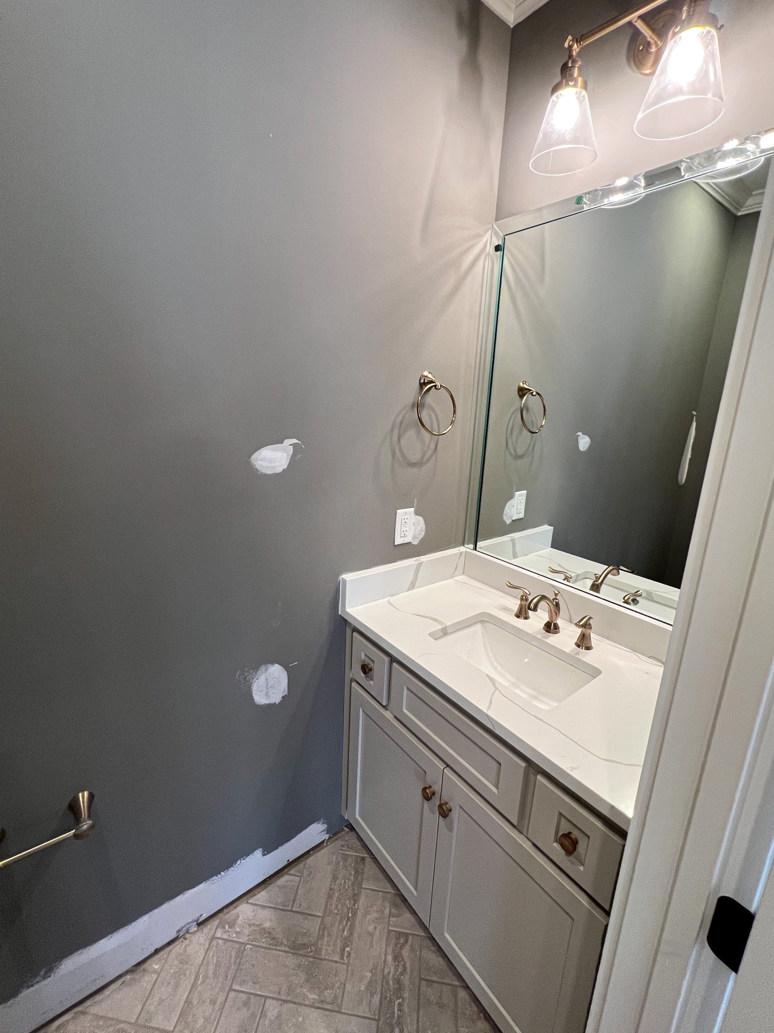 2000 Cairo Bend Road Lebanon, TN 37087 - Photo 18 of 35 a bathroom with a sink and mirror