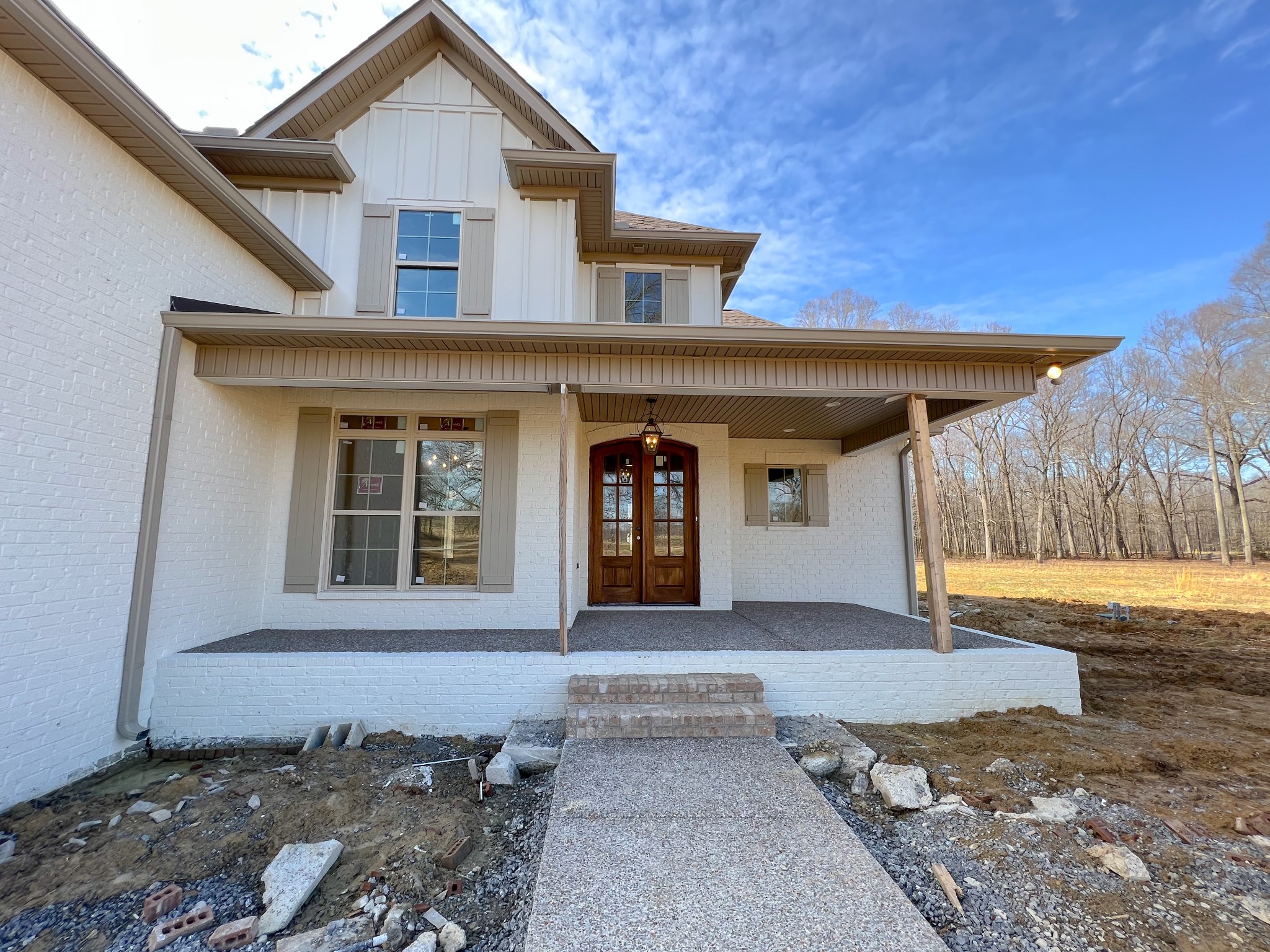 2000 Cairo Bend Road Lebanon, TN 37087 - Photo 5 of 35 a front view of a house with a yard