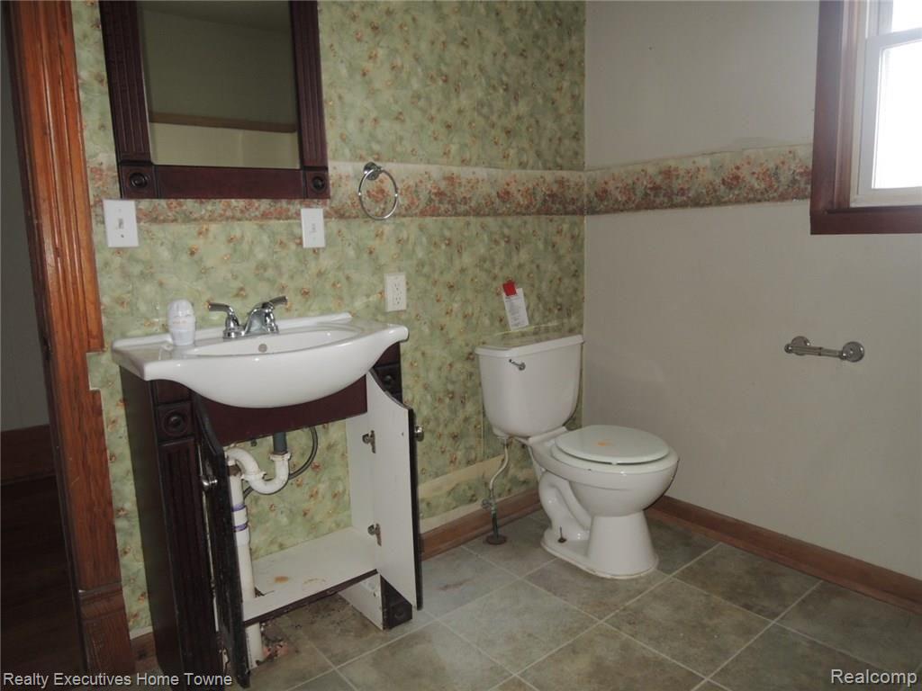 6911 Fargo Road Croswell, MI 48422 - Photo 12 of 19 DSCN6359.JPG