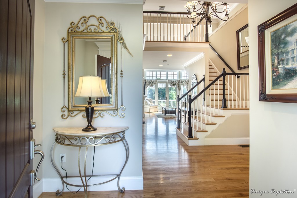 7 Muirfield Circle Andover, MA 01810 - Photo 2 of 40