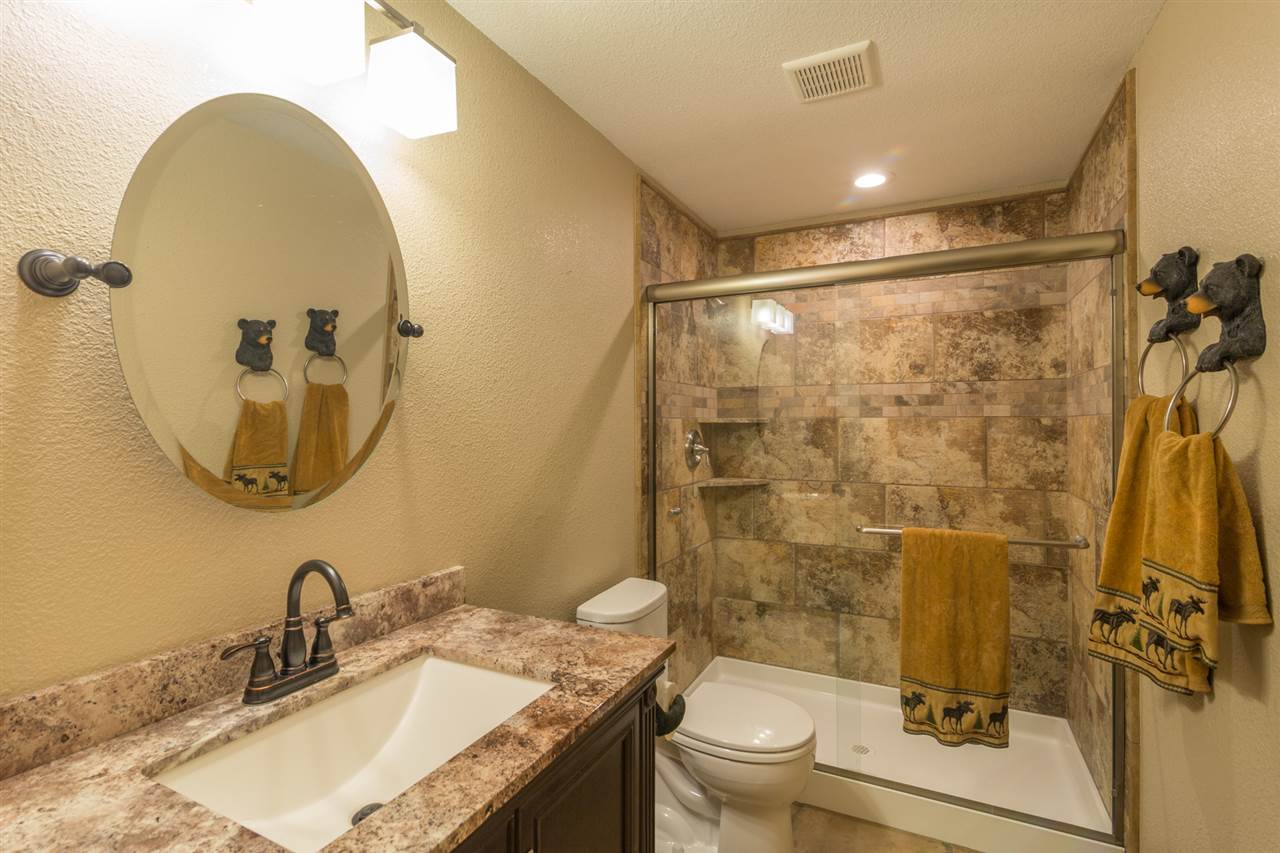 10505 Martis Valley Road Truckee, CA 96161 - Photo 10 of 14 Gallery Image 10