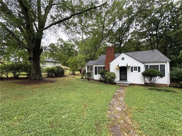 $1,500 | 1391 Enota Avenue Northeast, Gainesville, GA 30501