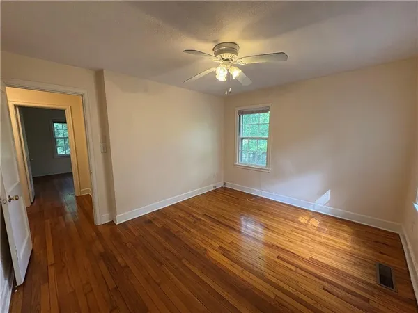 $1,500 | 1391 Enota Avenue Northeast, Gainesville, GA 30501